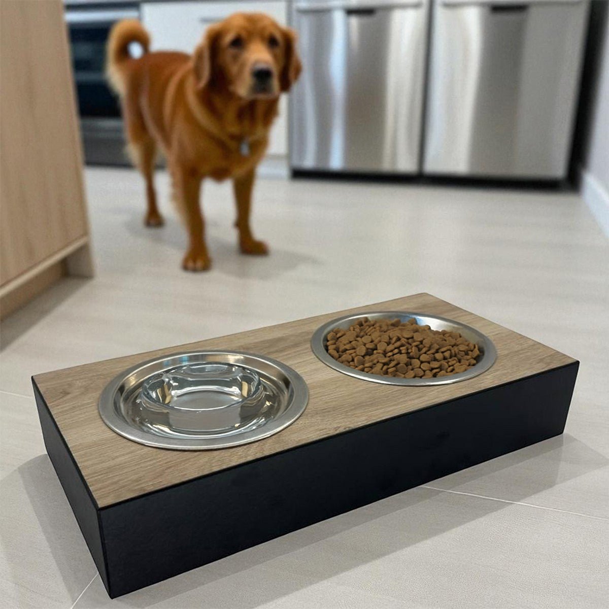 Pet Bowl – Plywood with Egger Coating: Natural Halifax Oak | Black 
