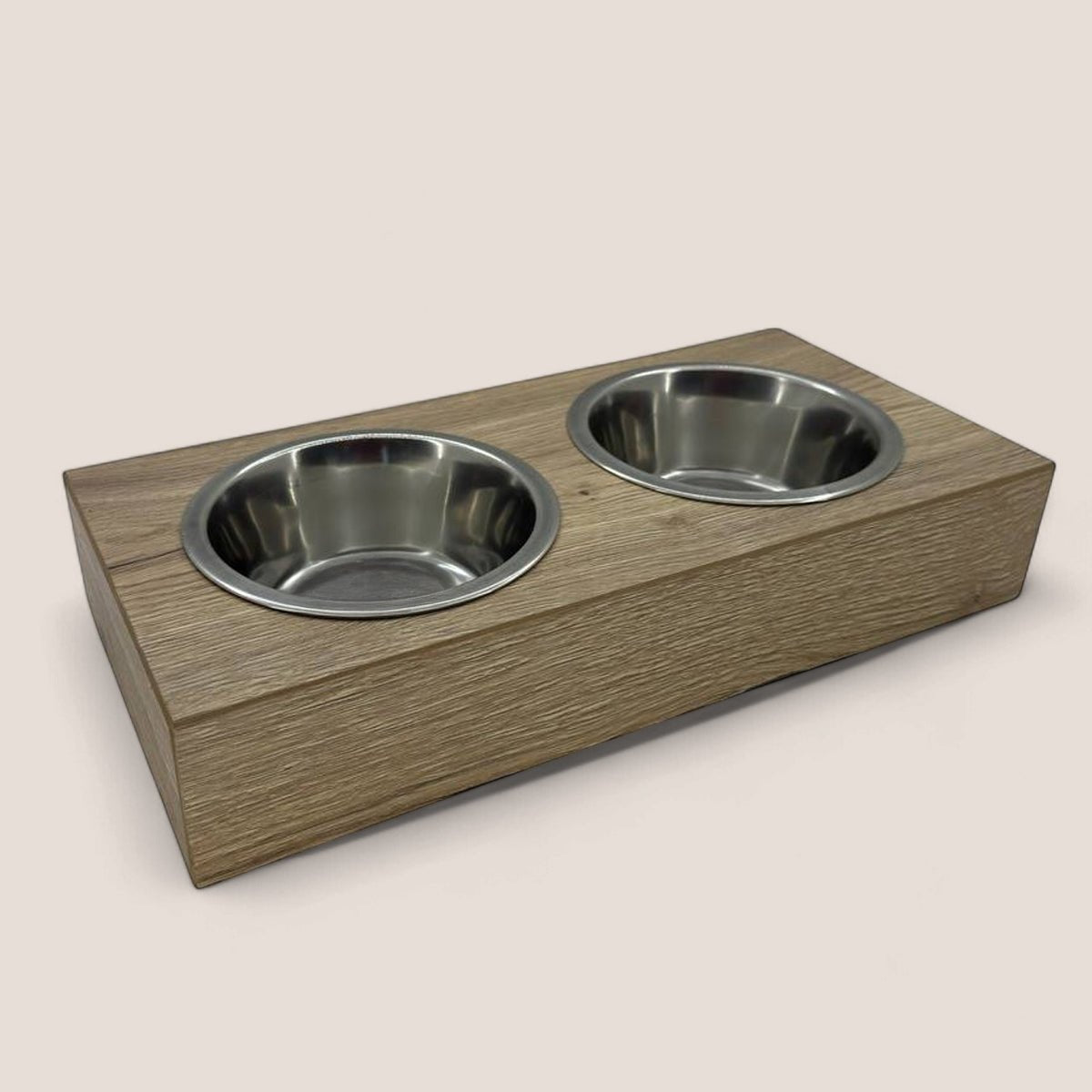 Pet Bowl – Plywood with Egger Coating: Natural Halifax Oak