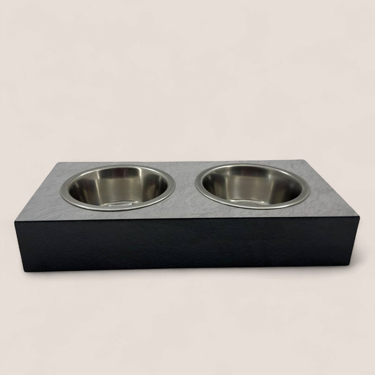 Pet Bowl – Plywood with Egger Coating: Light Grey Scivaro Slate | Black